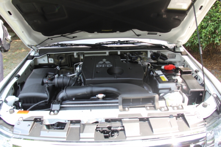 Mitsubishi 2015年Lancer Sportback、 Pajero...新車發表會