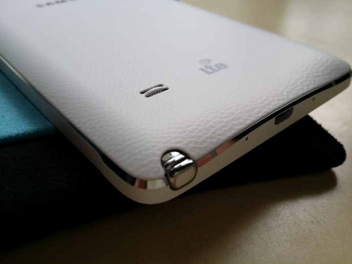 (2014-10-09)NOTE4 32GB 白色開箱
