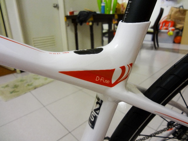 換車囉! Giant 2015 FastRoad SLR 2 開箱