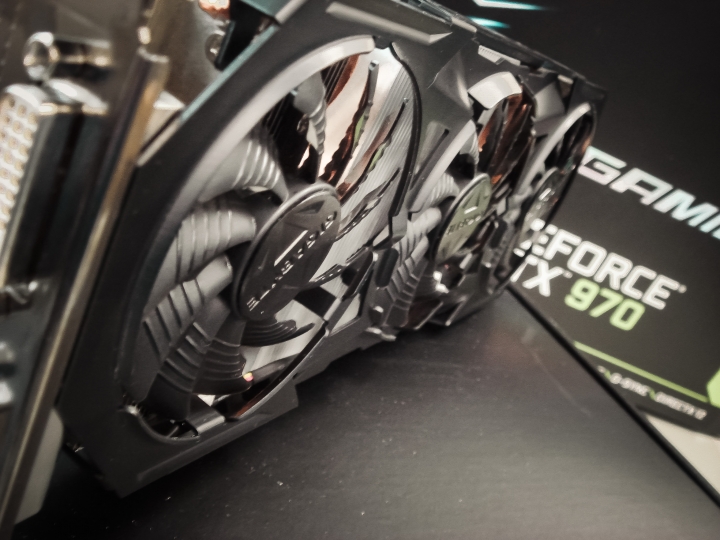技嘉GTX-970 非公版 開箱+小測試