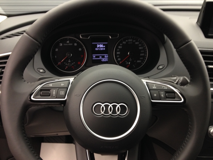 Audi Q3 30TFSI 開箱