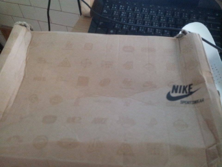 NIKE FREE+2 PRM EXT的真假分辨