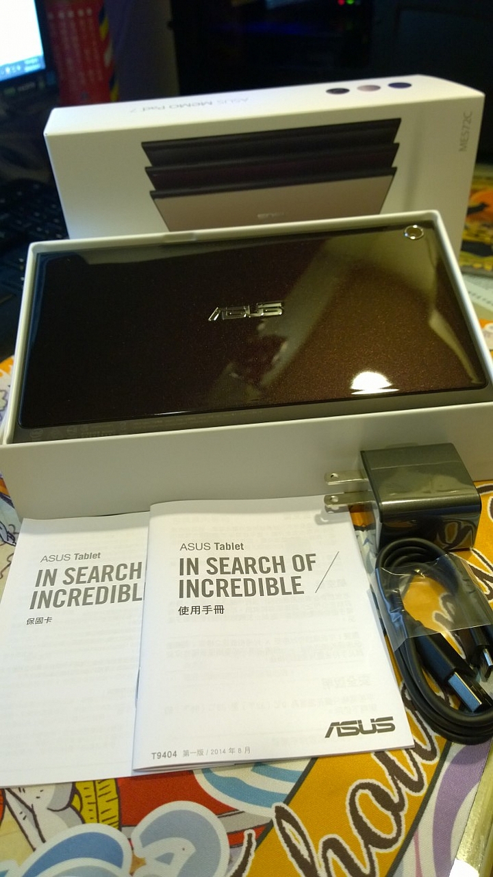 ASUS Me572C 簡易開箱~新增香檳金!!