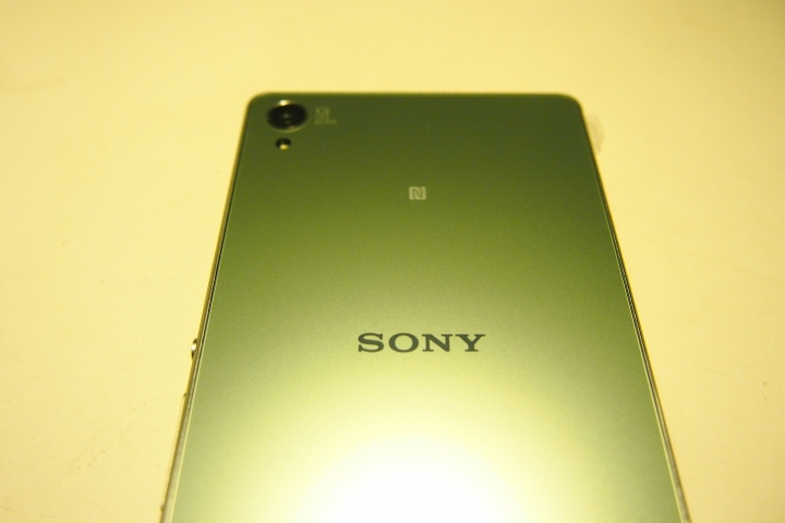 【開箱】SONY Z3 銀箔綠+攜碼中華全能平板全記錄
