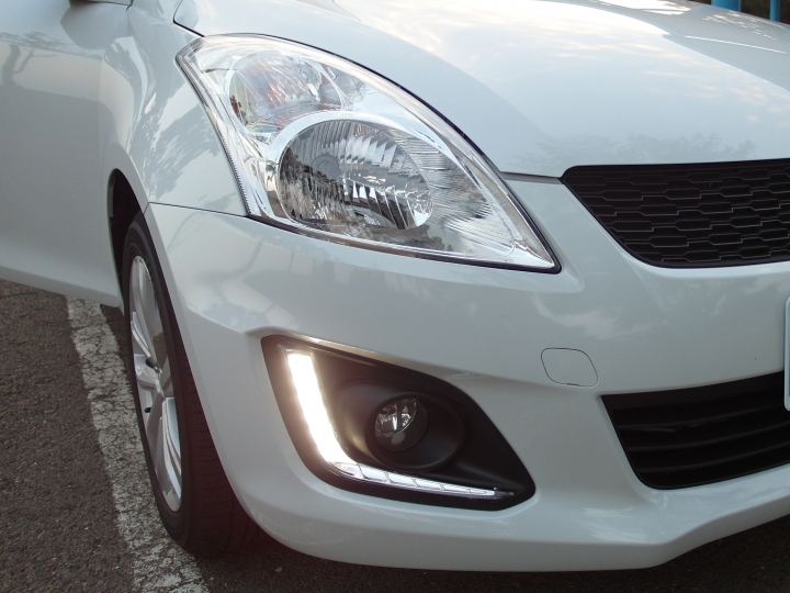 超不專業開箱文~白色 2015 NEW SWIFT GLX (圖多)