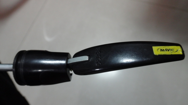 2015 Mavic Cosmic Carbone SLE 開箱