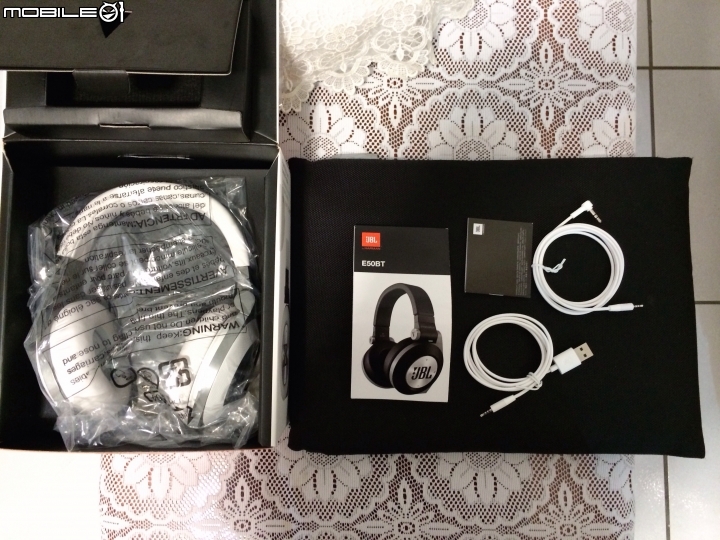 JBL E50BT 開箱