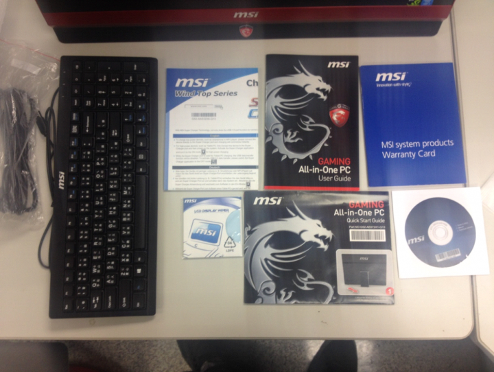 MSI AIO AG240 2PE 超級不專業開箱文