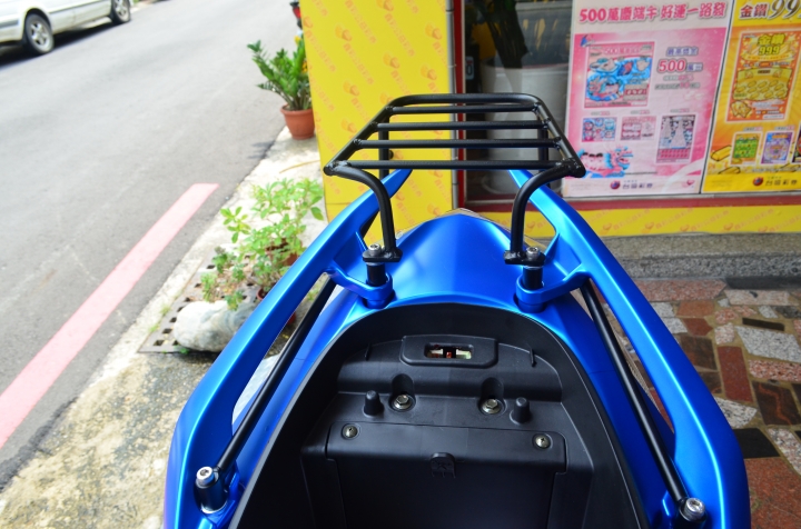 Racing king 雷霆 180 ABS 後架+SHAD SH-39 漢堡箱 開箱(圖多慎入)