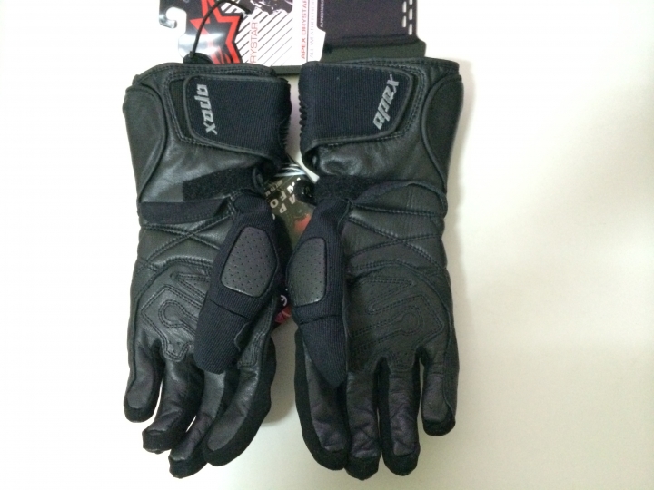 【開箱】 Alpinestars Apex Drystar Glove