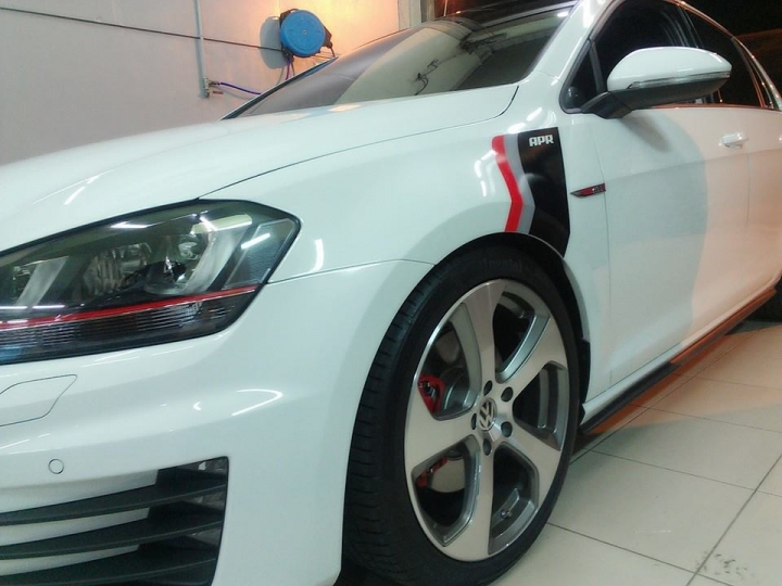 2015年式MK7 GTI 遲來的開箱文(圖多)