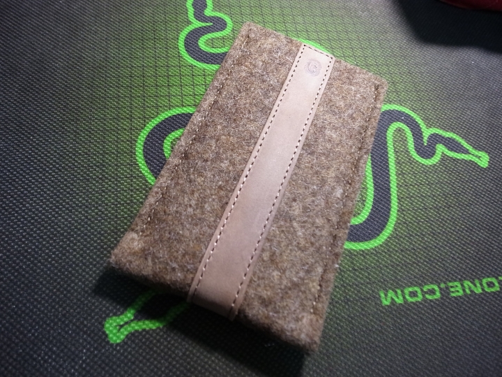 COCONES iPhone 6 羊毛氈手機袋