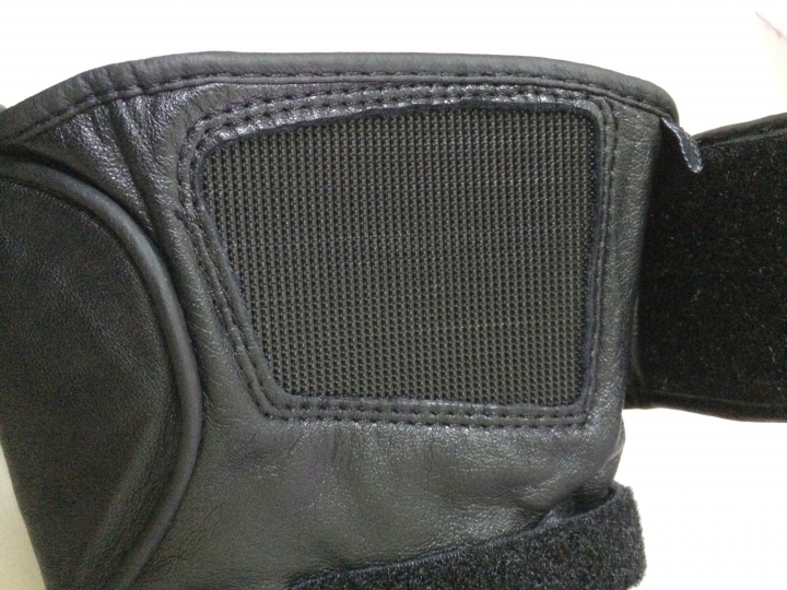 【開箱】 Alpinestars Apex Drystar Glove