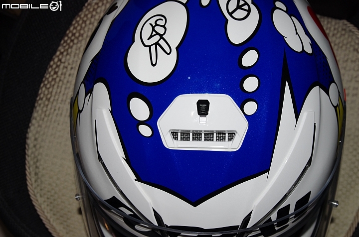 AGV K-3 SV Comic + Onza安全帽墊