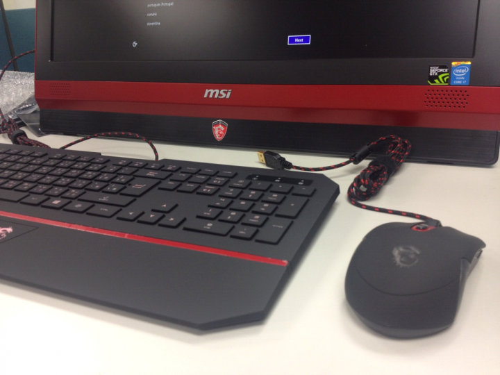 MSI AIO AG240 2PE 超級不專業開箱文