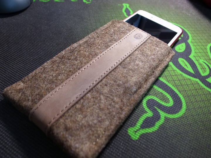 COCONES iPhone 6 羊毛氈手機袋
