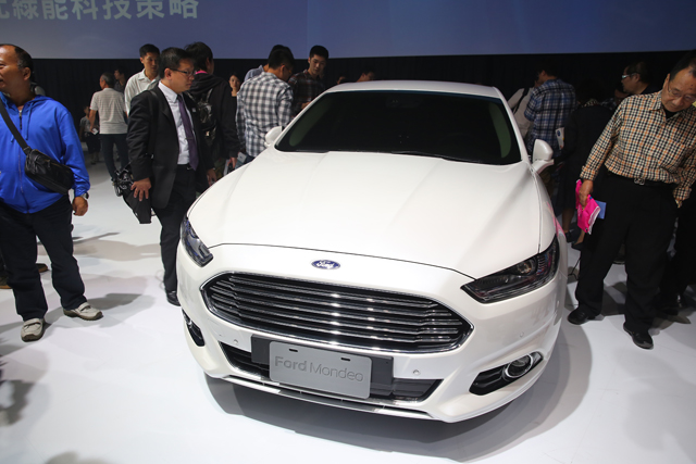 2015 MUSTANG、MONDEO HYBRID都來了,免費玩樂的福特互動體驗館