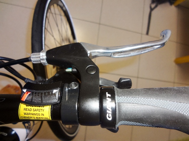 換車囉! Giant 2015 FastRoad SLR 2 開箱