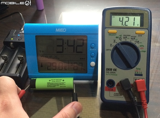 【小胖實測】XTAR WP2H 18650 充電器 三檔電壓 三檔電流