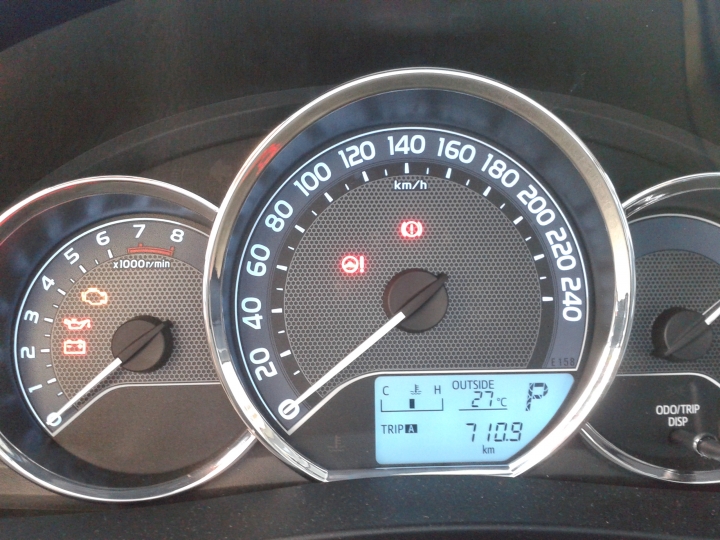 Altis 11代 通勤油耗