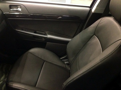 一兼二顧,摸蜆仔兼洗褲!Lancer Sportback賞車心得(參加Mobile01 活動)