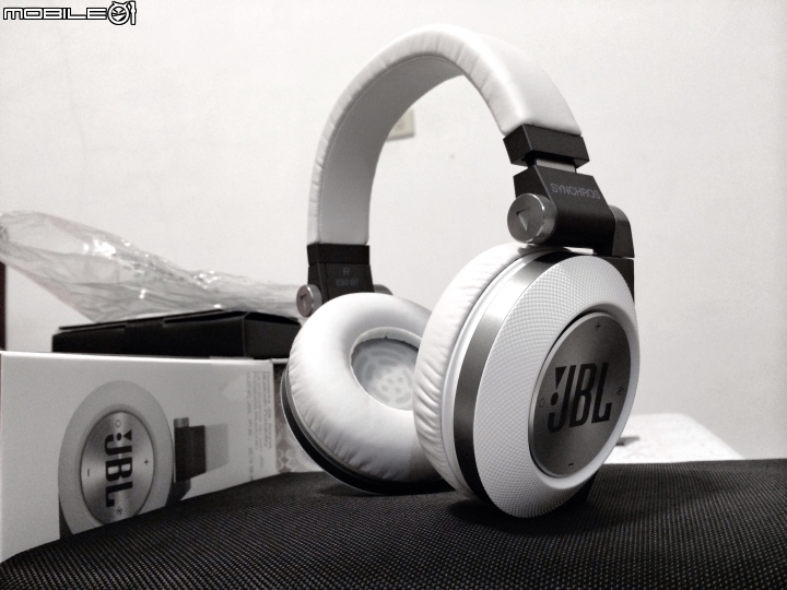 JBL E50BT 開箱