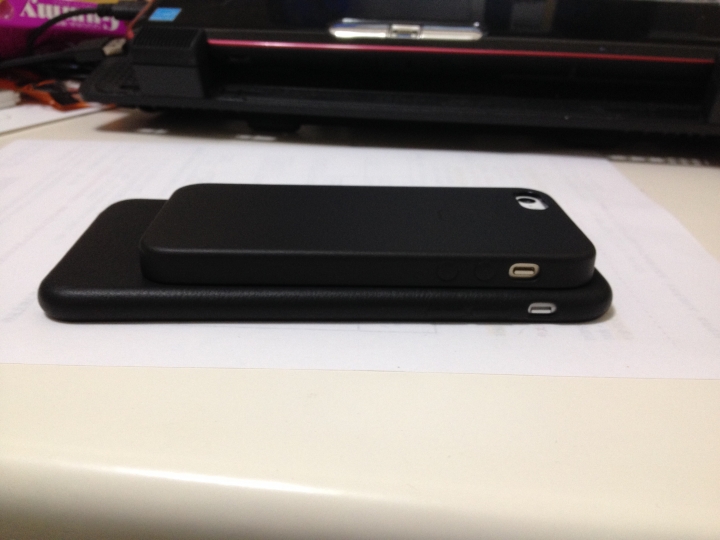 iPhone 6+ 銀色及原廠皮質保護殼