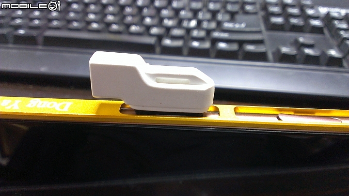 Z3 磁力充電接頭小開箱