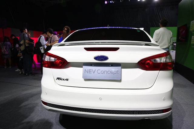 2015 MUSTANG、MONDEO HYBRID都來了,免費玩樂的福特互動體驗館
