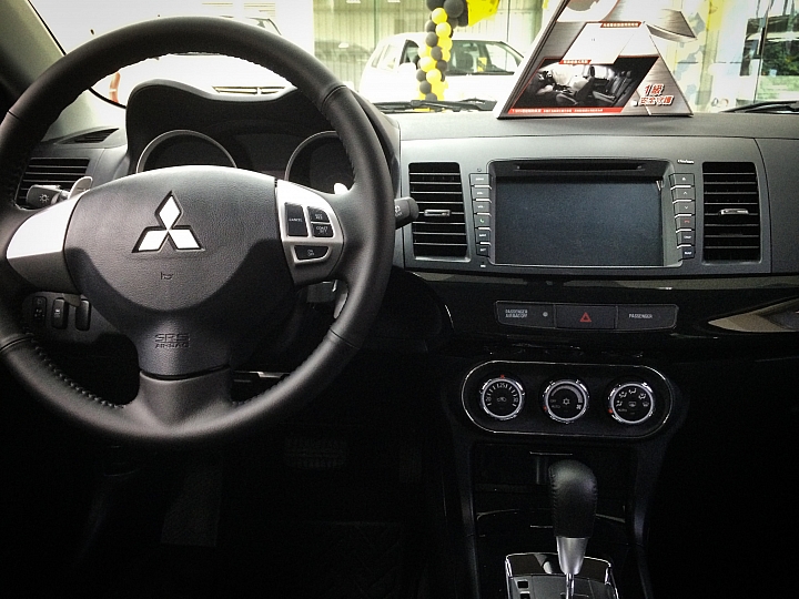 動感掀背。內外皆美 Lancer Sportback 賞車心得