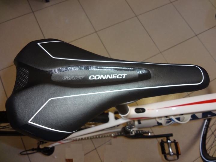 換車囉! Giant 2015 FastRoad SLR 2 開箱