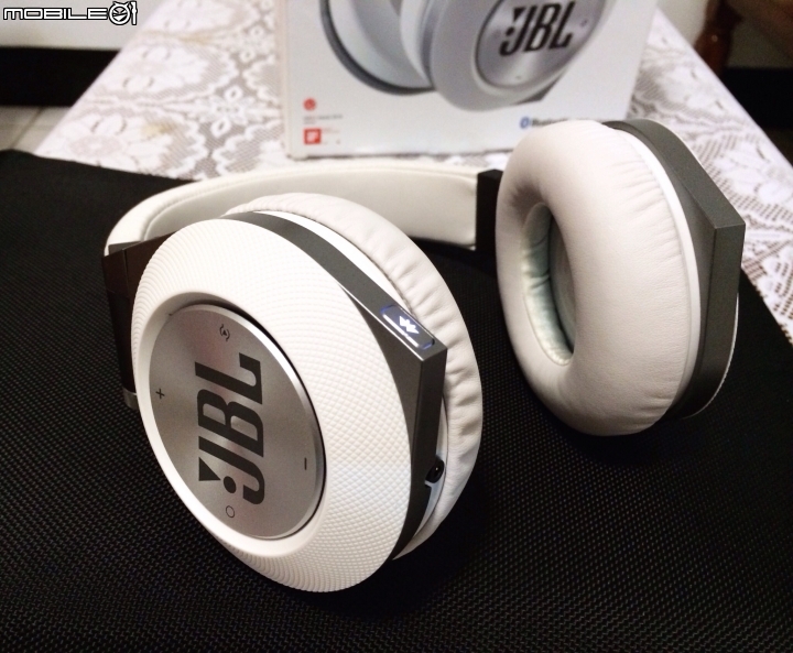 JBL E50BT 開箱