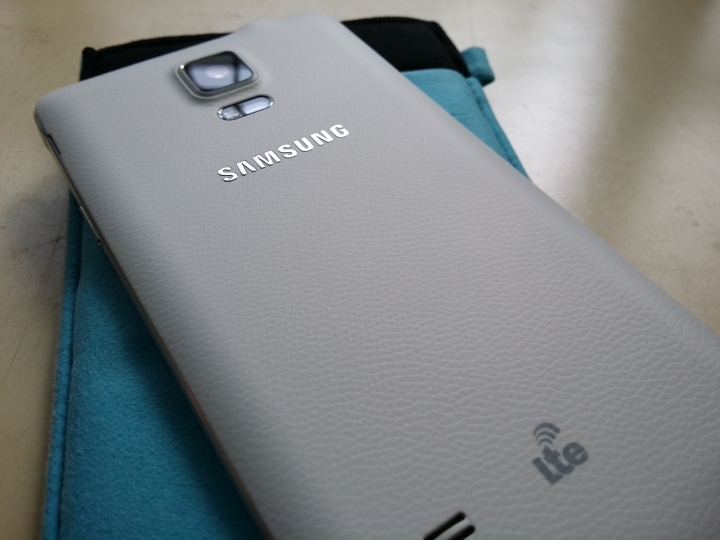 (2014-10-09)NOTE4 32GB 白色開箱