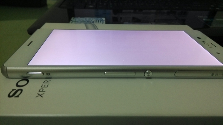 sony z3 面板 問題