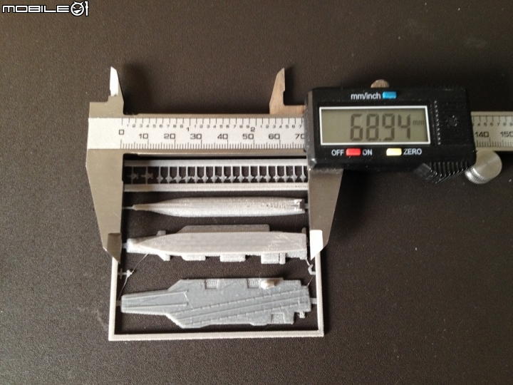 自製 3D 列印模型 1:4800 比例 USS Gerald R. Ford CVN-78