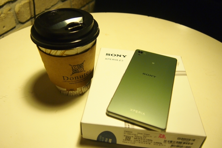 【開箱】SONY Z3 銀箔綠+攜碼中華全能平板全記錄
