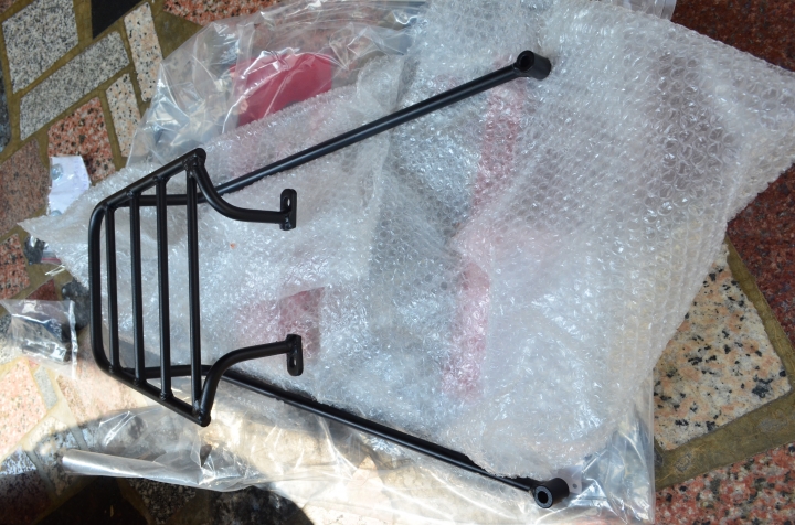 Racing king 雷霆 180 ABS 後架+SHAD SH-39 漢堡箱 開箱(圖多慎入)