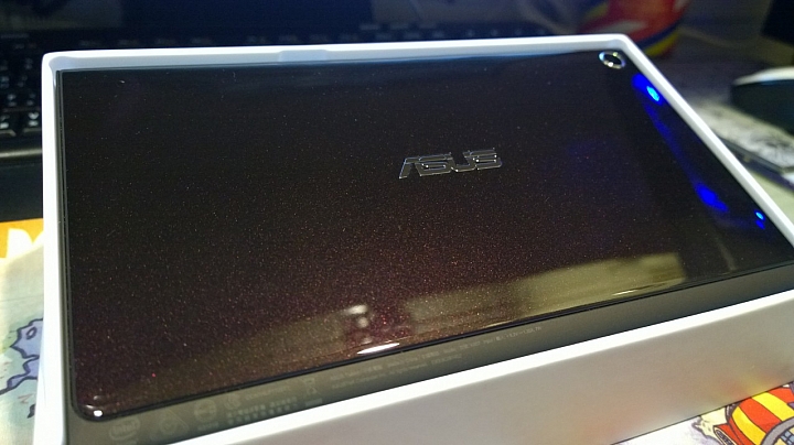 ASUS Me572C 簡易開箱~新增香檳金!!