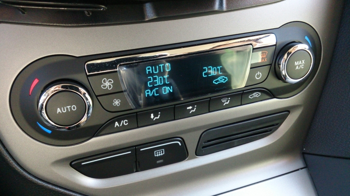 Ford Focus 1.6 5D好友默契24小時試駕體驗-白沙岬燈塔、永安漁港、竹圍漁港及奇跡咖飛場