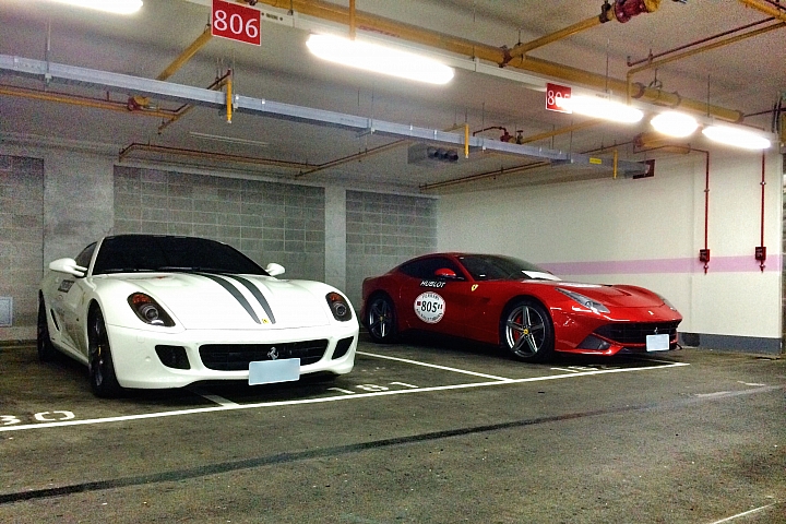 LaFerrari- Pure Metaphysics