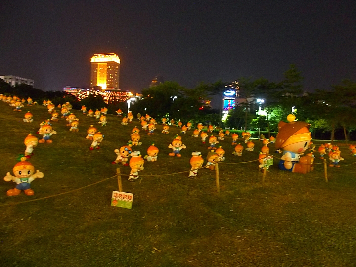 數大便是美:2014年11月5日~9日農業精靈「高通通」在高雄市中央公園展出