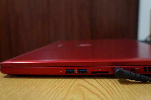 【開箱】筆電也要高調奢華,MSI GS70 Stealth Pro熱情紅