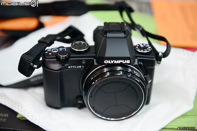 10年前C8080wz,10年後Stylus1,我又再度拿起了Olympus相機。