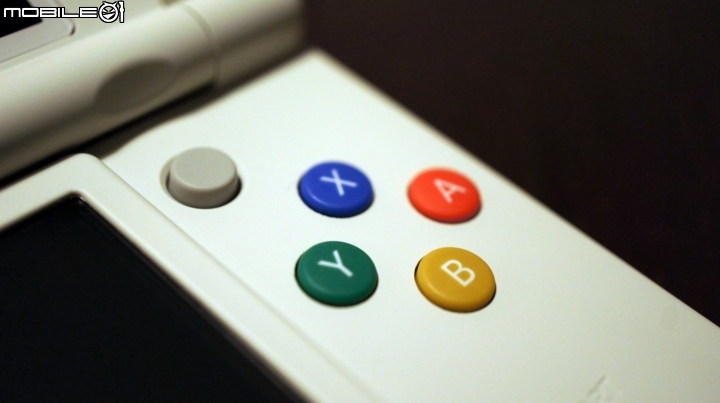 經典重生 NINTENDO NEW 3DS 開箱與心得分享