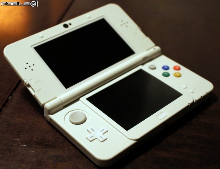 經典重生 NINTENDO NEW 3DS 開箱與心得分享