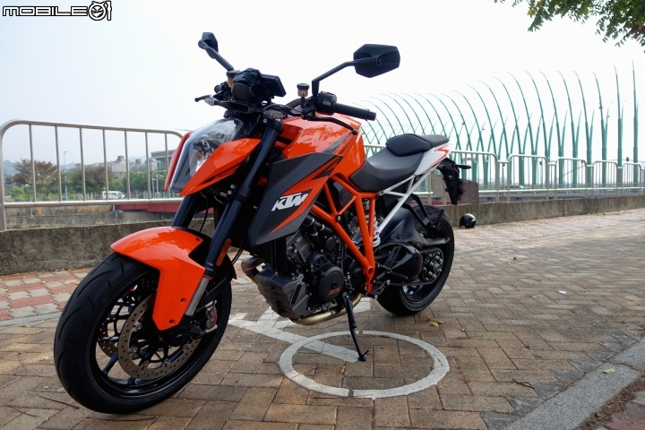 超級迪爵 KTM Super Duke 1290 R 開箱