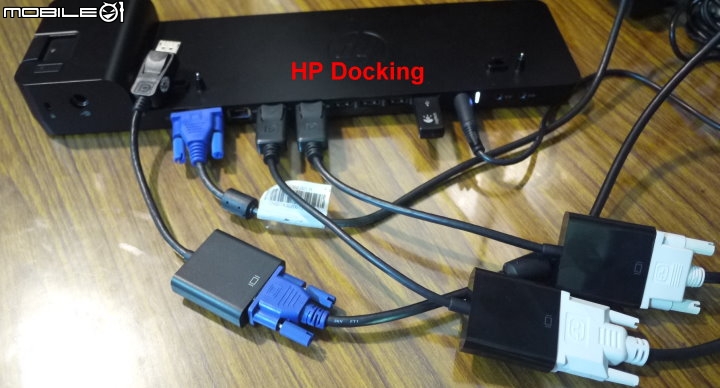 HP Elitebook 850G1+Docking = 五螢幕同時輸出顯示