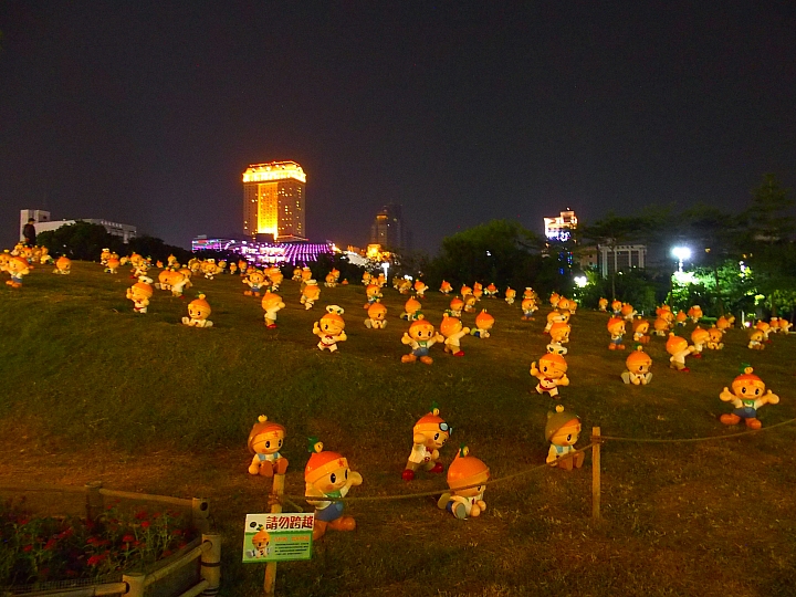 數大便是美:2014年11月5日~9日農業精靈「高通通」在高雄市中央公園展出