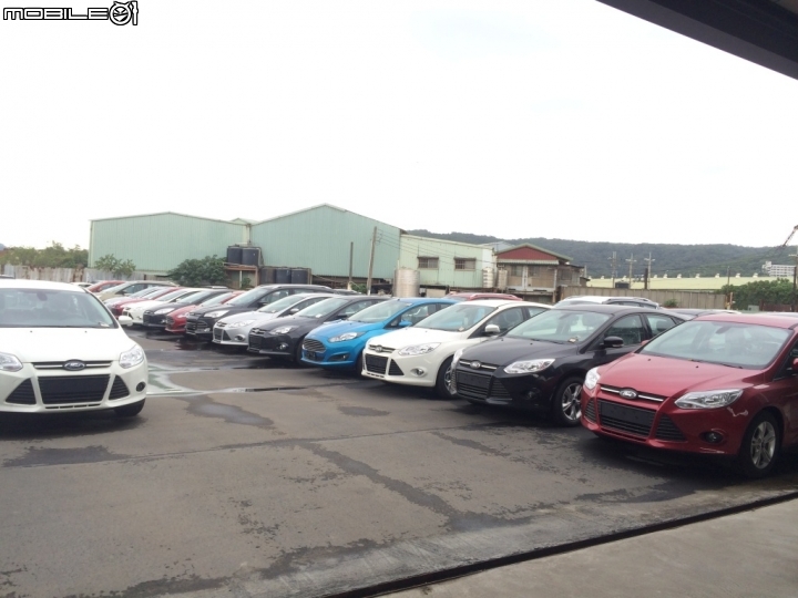 Ford FOCUS mk3 BW 鐵灰開箱