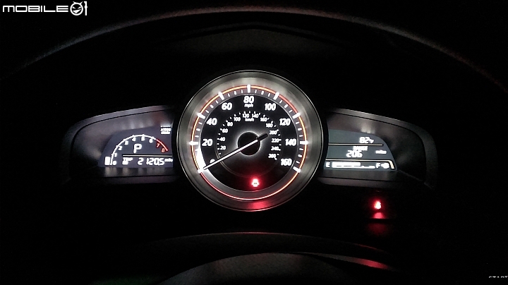 2014 New Mazda3 關島租車微開箱